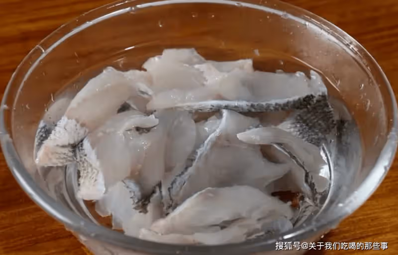 做水煮魚片,多加「1步」,魚片嫩滑不碎,鮮香不腥,解饞下飯