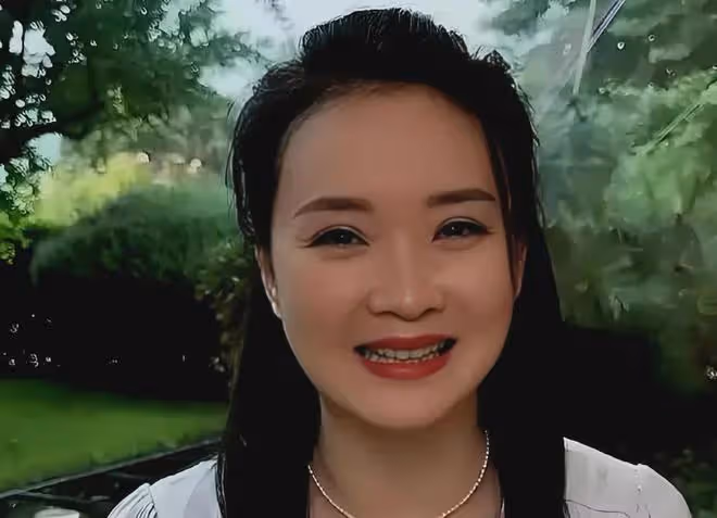 婆婆去世、兒子變乖、老公失聯,50歲的王艷終於熬出頭了!