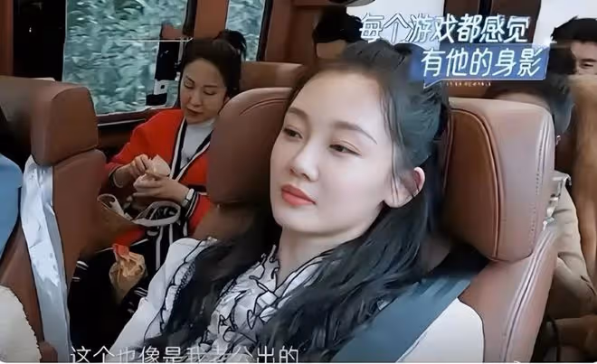 《芳華》過去7年了,馮小剛選的「三美」,如今都變了