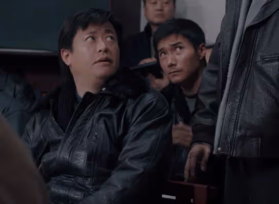 《我是刑警》收視破2.5,打了多少資本的臉?於和偉這次又賭對了