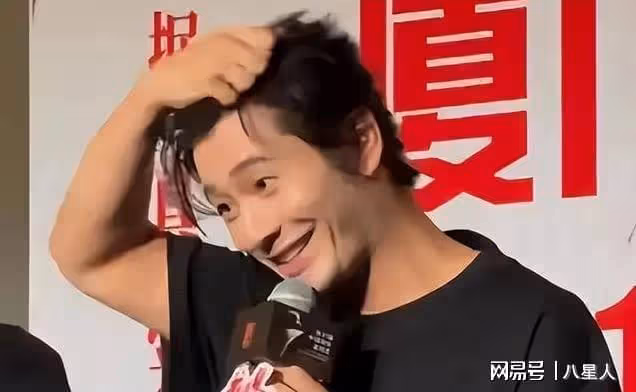 退網還被抵制！葉珂被閨蜜「扒光底褲」，黃曉明早已道出感情真相