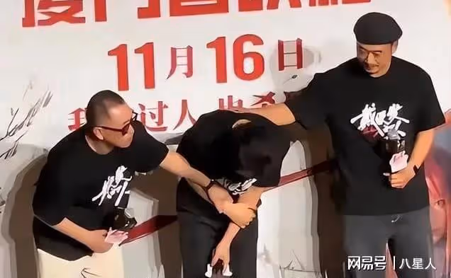 退網還被抵制！葉珂被閨蜜「扒光底褲」，黃曉明早已道出感情真相