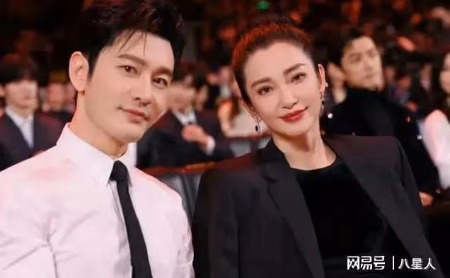 退網還被抵制！葉珂被閨蜜「扒光底褲」，黃曉明早已道出感情真相