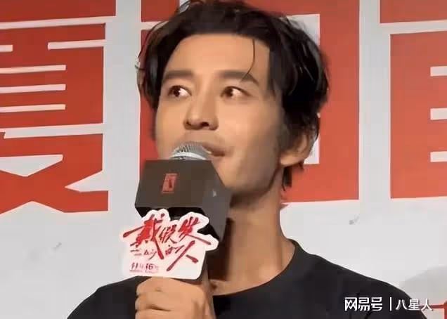 退網還被抵制！葉珂被閨蜜「扒光底褲」，黃曉明早已道出感情真相