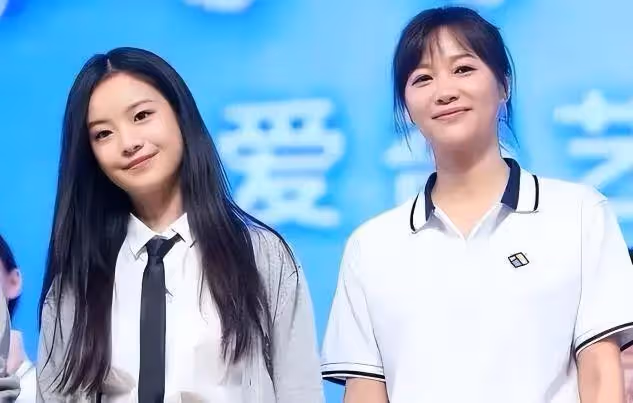徐靜蕾冷笑著說很正常的時候,才明白越是上流人越「下流」 !