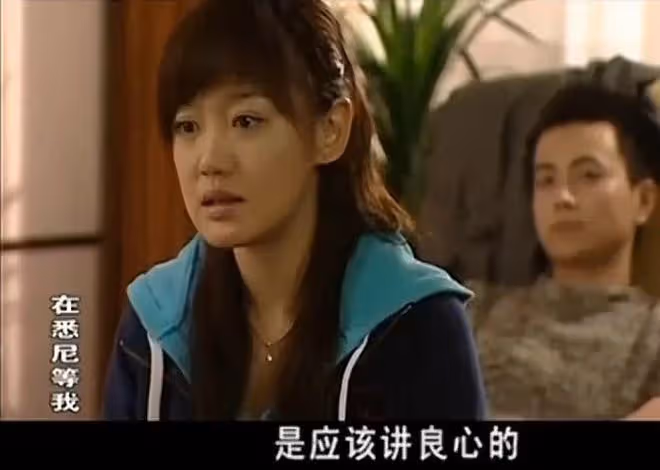 獨家揭秘！她終於走出胡歌陰影，新戀情讓人目瞪口呆！