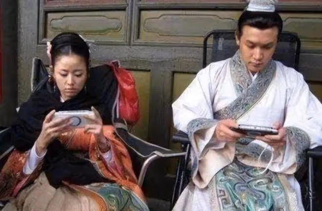 演員休息時都在幹嘛?第一張我忍住了,唐僧那張讓我笑出腹肌!