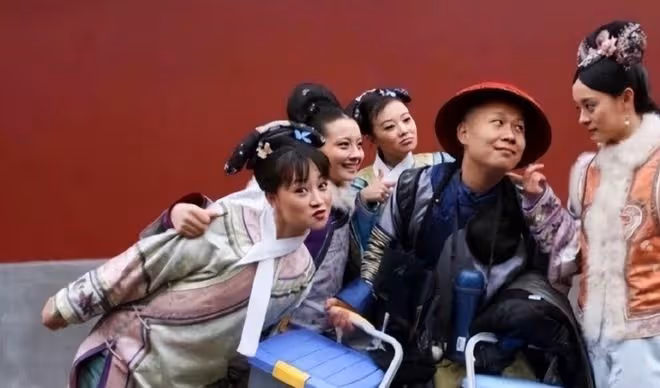 演員休息時都在幹嘛?第一張我忍住了,唐僧那張讓我笑出腹肌!