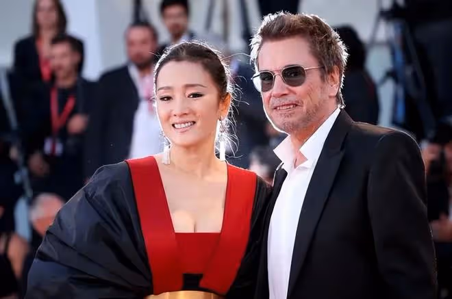 52歲鞏俐直言「每周四次」,70歲米歇爾體檢證明自己:我跟得上