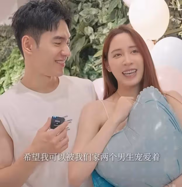 歐陽妮妮最新孕照曝光，孕肚又大又圓四肢仍纖細，臨近產期狀態好