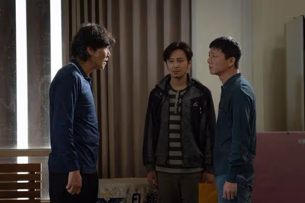 藍葦華陪Energy書偉度過情傷　重回定情地「無縫接演」同志情侶