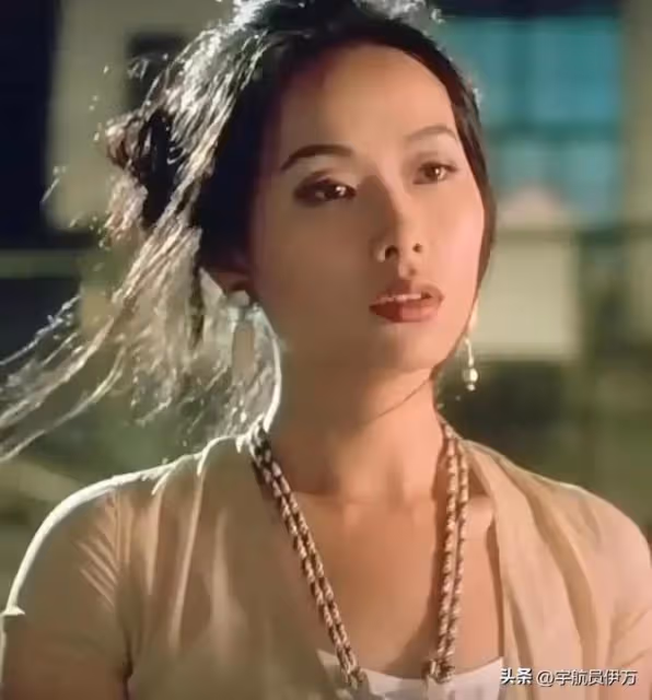 整整14年了,還是沒想通,葉童當年為啥不放棄屢次背叛她的陳國熹