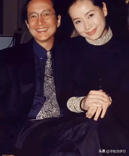 整整14年了,還是沒想通,葉童當年為啥不放棄屢次背叛她的陳國熹