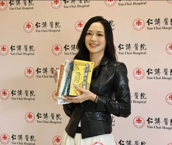 性博士變人生導師!30歲港姐現身中學分享書籍!回應無劇拍被TVB冷落