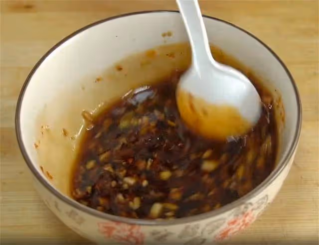 西蘭花加一碗玉米面，原來這麼好吃，不炒不燉，挑食孩子也愛吃