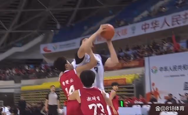 女姚明!2米23張子宇狂砍44分13板,率山東隊24分大勝江蘇晉級決賽
