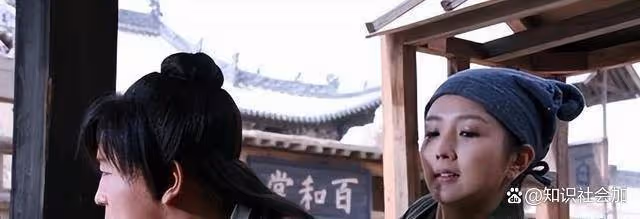 回顧釋小龍何潔分手:多年後的差別,一個身家過億一個捉襟見肘