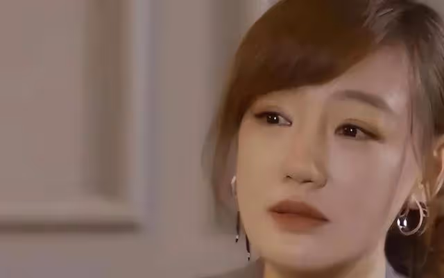 薛佳凝甜蜜認愛,照片曝光:終遇良人,她找到了真愛歸宿