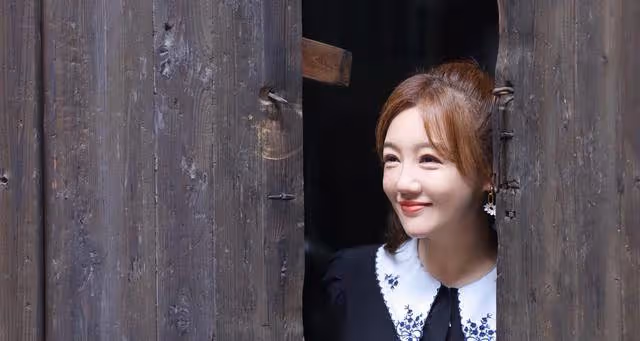 薛佳凝甜蜜認愛,照片曝光:終遇良人,她找到了真愛歸宿