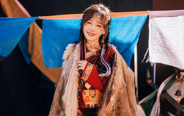 薛佳凝甜蜜認愛,照片曝光:終遇良人,她找到了真愛歸宿