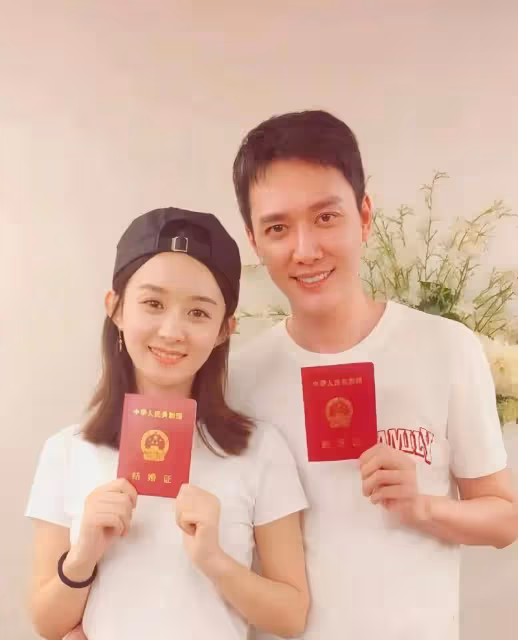 與趙麗穎離婚3年後,46歲馮紹峰曝新戀情,女方又出自名媛培訓班