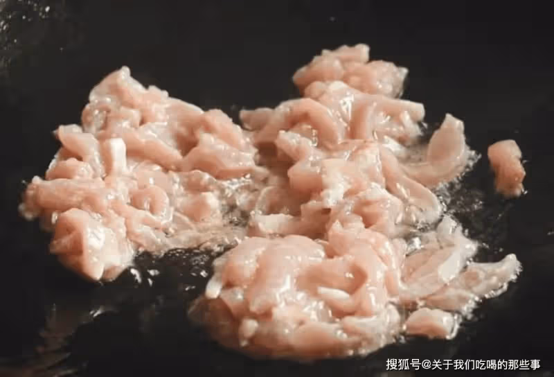 炒肉時,牢記「3個竅門」,保證不粘鍋,還香香嫩嫩不柴不腥