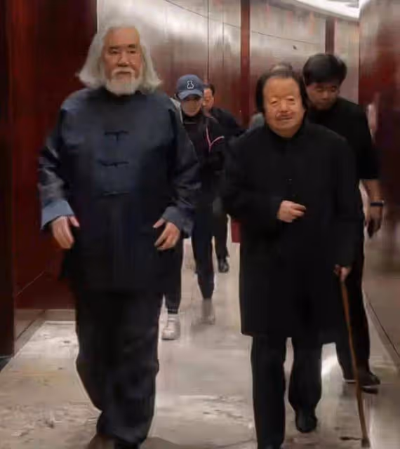 74歲張紀中自稱少年,晨練敬禮超搞笑,生活悠閒惹人羨