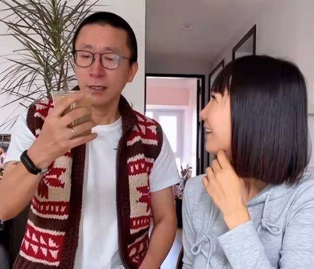 張咪官宣舌癌手術成功,女兒李洛伊缺席引猜疑,知情人透露內情