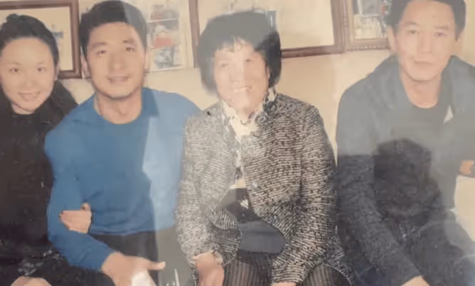 郭曉東妻子程莉莎和妯娌同回山東,婆婆更愛哪個兒媳婦,一目了然
