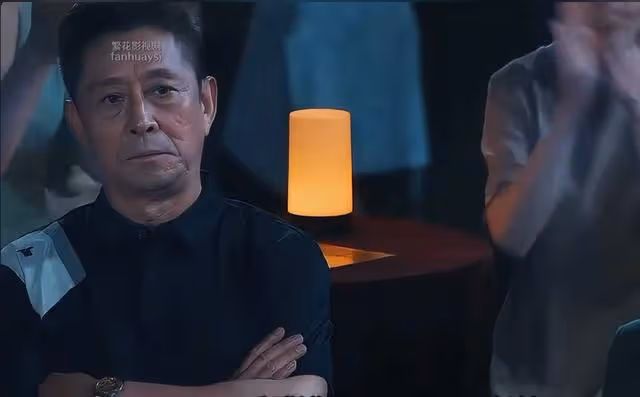 不討好的勇氣:董事長讓秀雅不再講脫口秀,秀雅提出離職