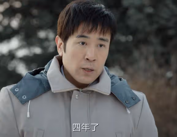 明明「垂垂老矣」,非要「尬演大學生」,這些明星害不害臊?
