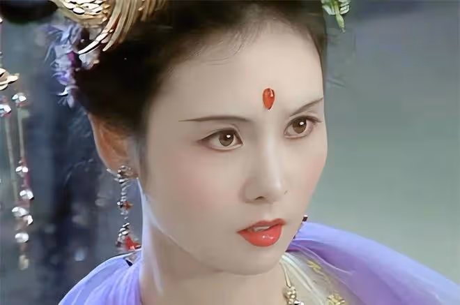 她一生只拍一部戲,卻讓無數男人為她痴迷,現今65歲仍似如少女