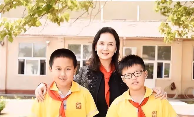 她一生只拍一部戲,卻讓無數男人為她痴迷,現今65歲仍似如少女