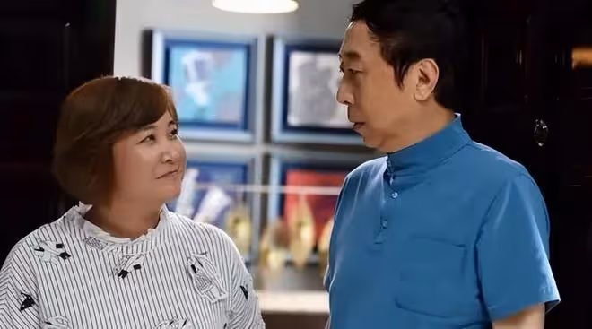 賈玲突然高調宣布喜訊!全網都震撼了:這也太猛了吧!
