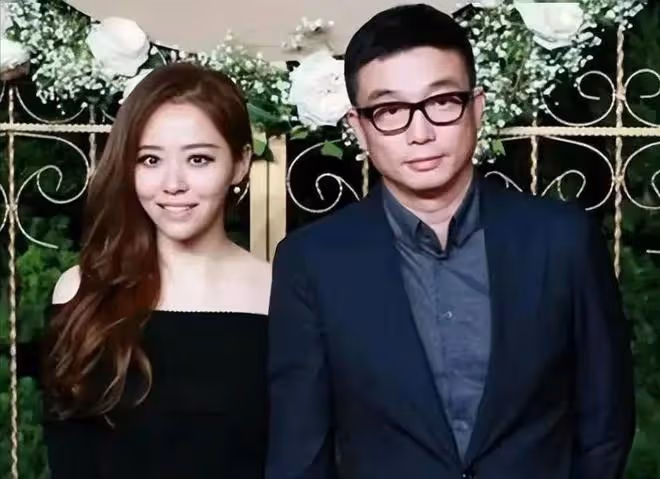 豪放張靚穎:分手6年,越唱越富,缺失父愛,用一生尋找安全感