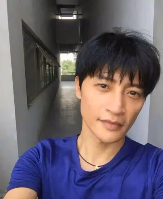 4位過氣男藝人現狀:有人叱吒商界,有人直播間賣衛生巾