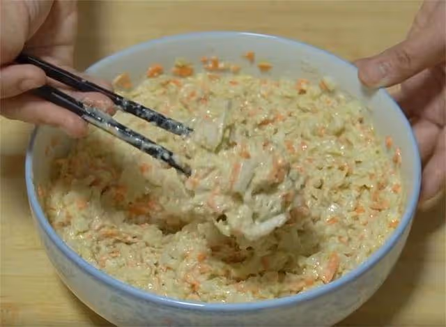 天冷多吃大白菜,加點燕麥,不炒不燉不腌,孩子吃的比肉還香