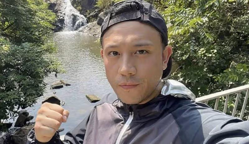 香港男星張致恆被曝在街頭做清潔工,多次陷經濟困難,婚後連生四子
