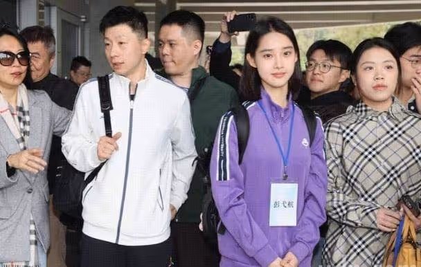 清華女神引台媒讚嘆:神仙妹妹!比馬龍楊倩還搶鏡,顏值滿分