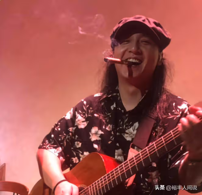 28歲歌手「小黑椒」車禍去世!剛過完生日,知情人透露細節太可惜