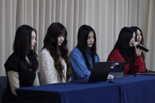 NewJeans跟ADOR解約事件始末：成員收入曝光，不怕面對天價違約金
