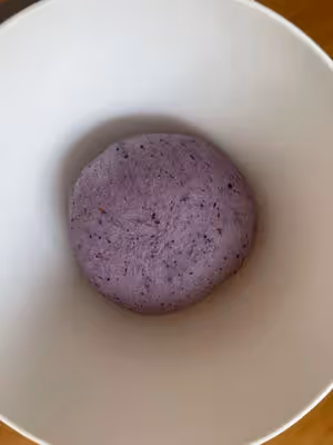 滿滿花青素的藍莓貝果