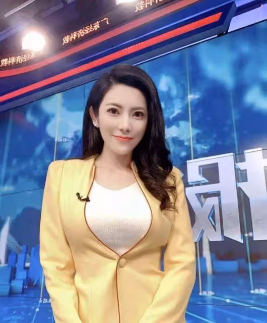 雷宇揚回港出席好友生日宴,炫富主播妻子與他相差20歲,頻傳離婚