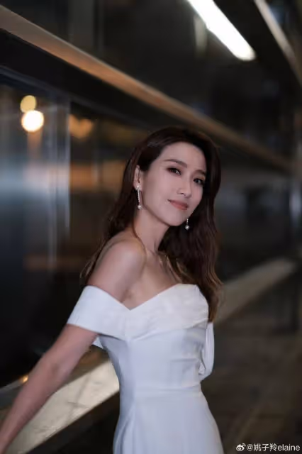 圈中姐妹為TVB花旦慶生！壽星被贊似少女，一瓶清酒疑泄露新戀情
