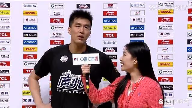 裝酷!郭艾倫被美女記者問爆砍32分:打得挺好!打得還行!