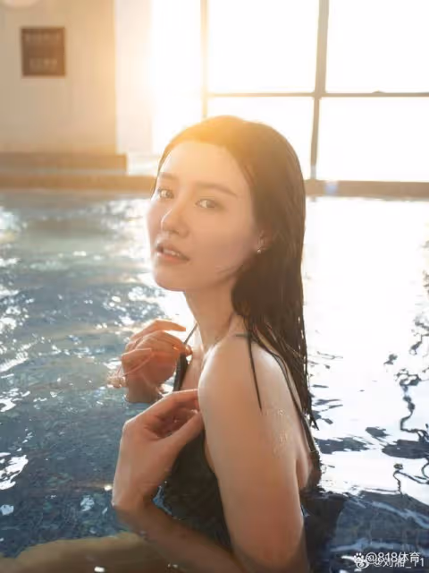 管得寬！劉湘回應擦邊指責：游泳不穿泳衣，難道穿棉褲羽絨服嗎？