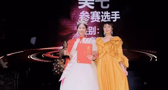 李光敏榮獲第33屆亞洲小姐總決賽亞軍！貴陽美女幸不辱命