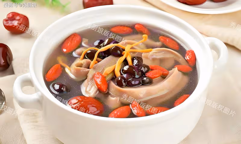 最補腎的一種豆子,對眼睛特別好,對頭髮也特別好,冬季建議多吃