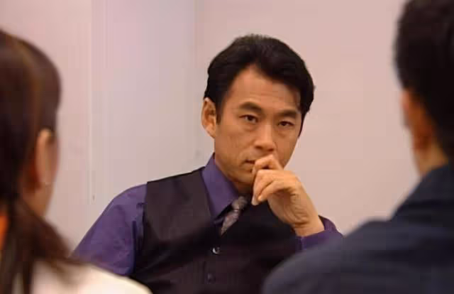 知名港星近況曝光!被指眼袋嚴重老態明顯,曾陷入桃色糾紛