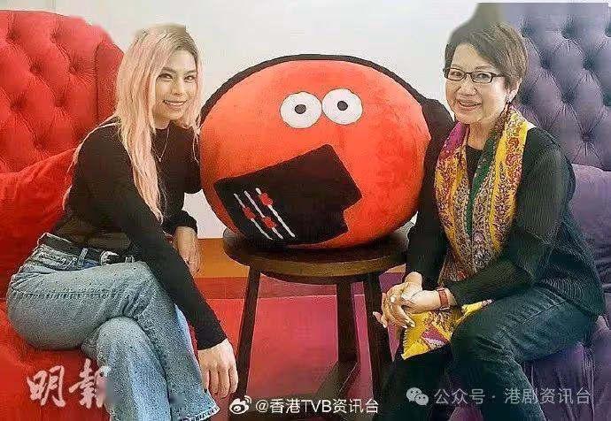 李幸倪寄語炎明熹趁過渡期增值自己!傳飛內地復工有望解凍